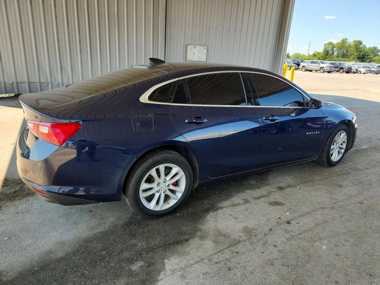 2016 Chevrolet Malibu Ls - Image 3
