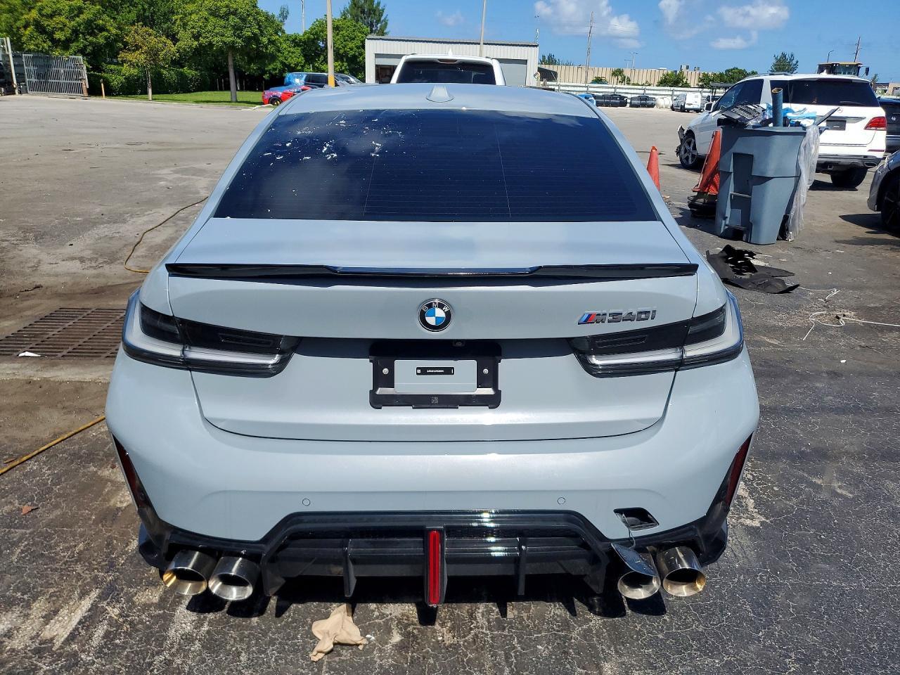 2023 BMW M340I - Фото 6