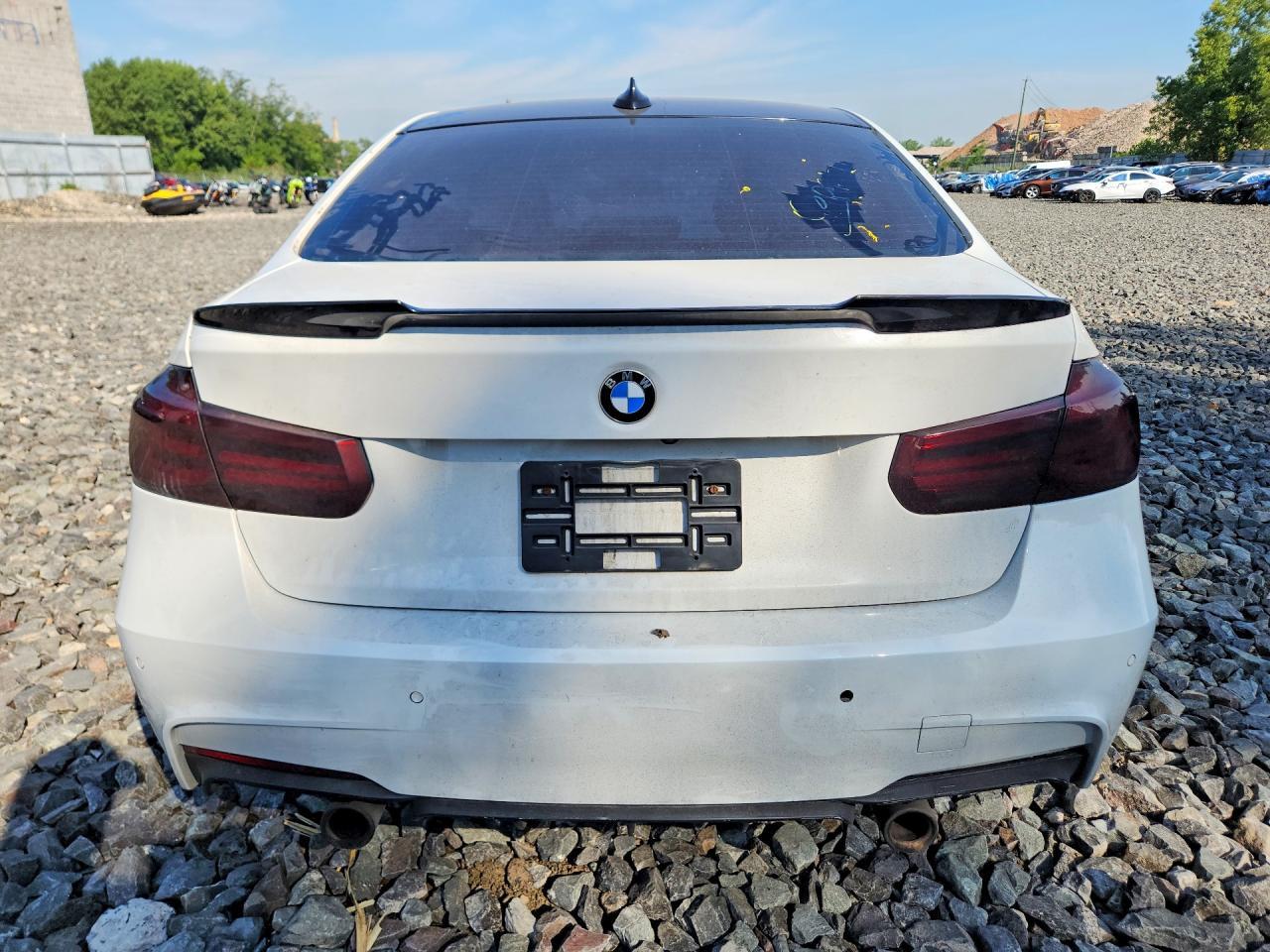 2016 BMW 340 Xi - Image 6