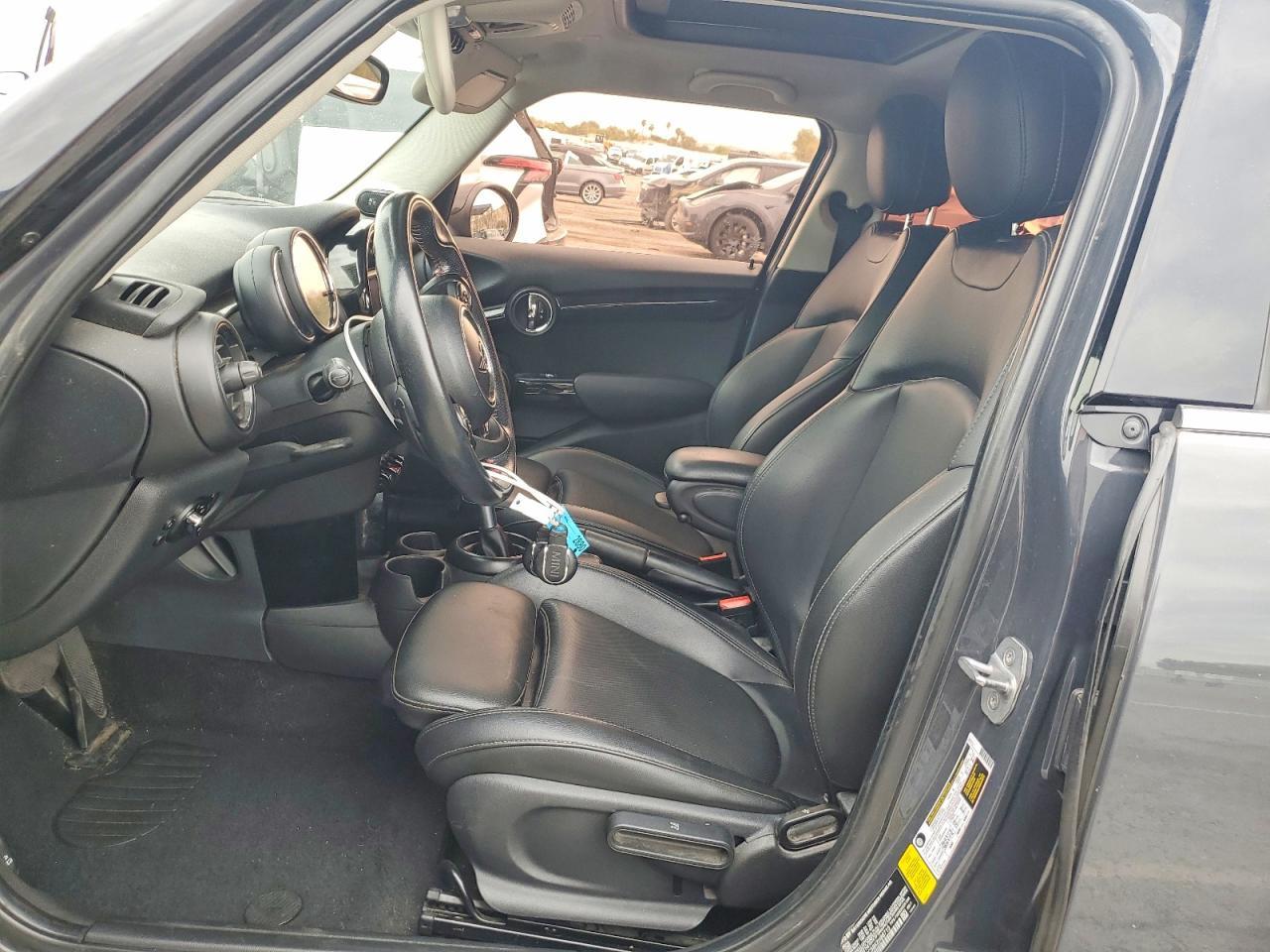 2019 Mini Cooper S - Image 7