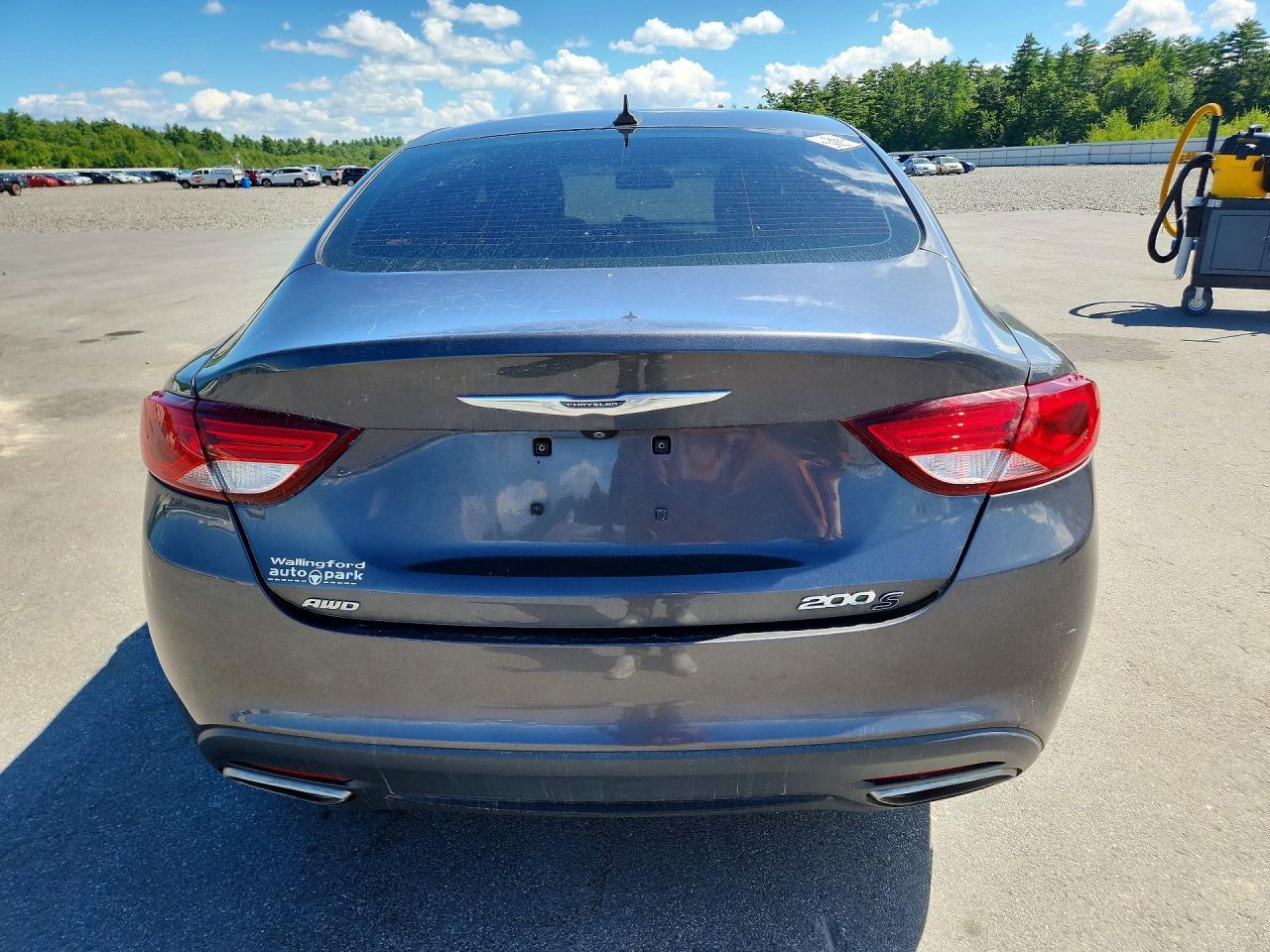 2015 Chrysler 200 S - Фото 6