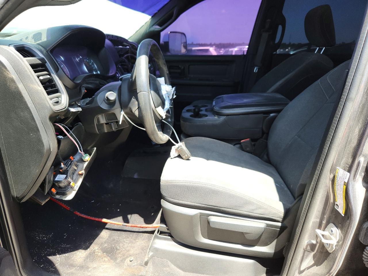 2021 Ram 2500 Tradesman - Фото 7