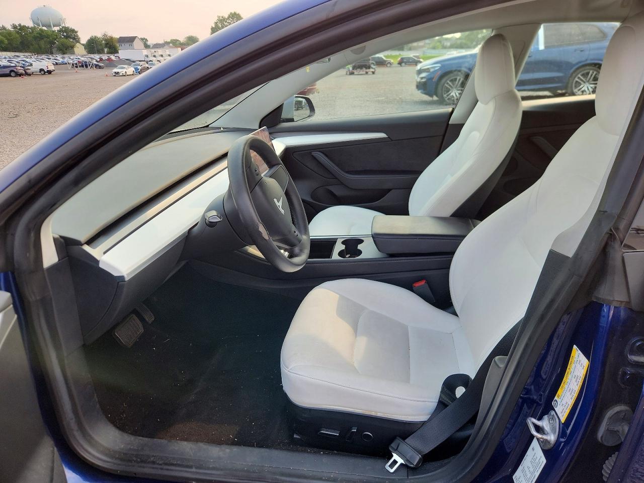 2022 Tesla Model 3 - Фото 7