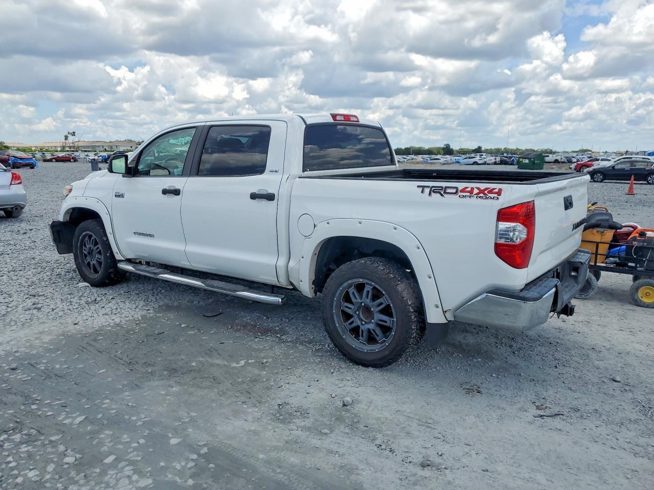 2018 Toyota Tundra Crewmax Sr5 - Фото 2