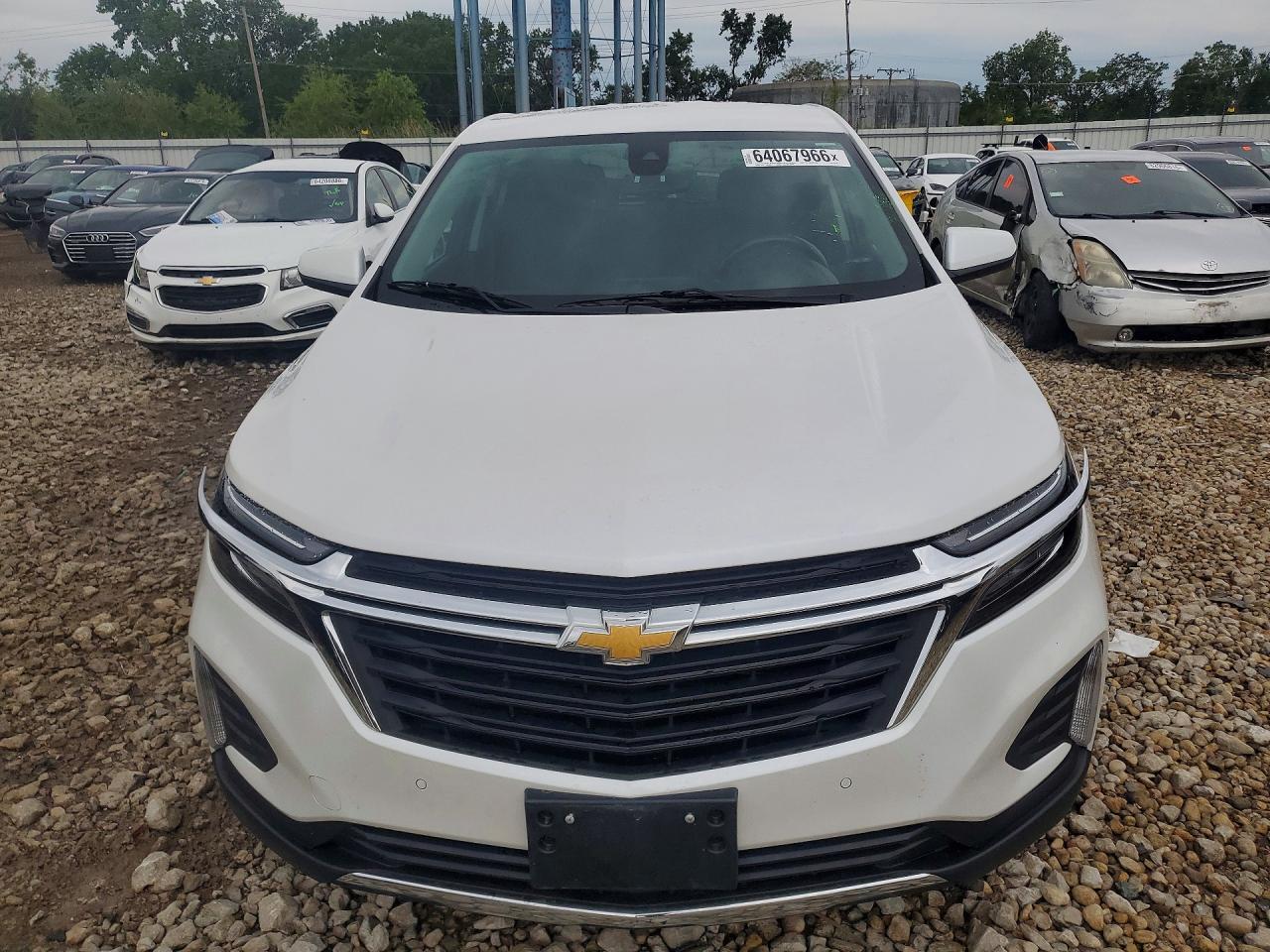 2022 Chevrolet Equinox Lt - Image 5