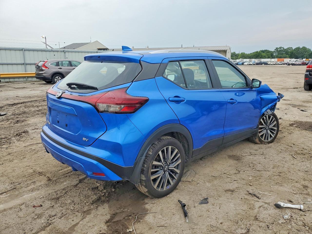 2021 Nissan Kicks Sv - Фото 3