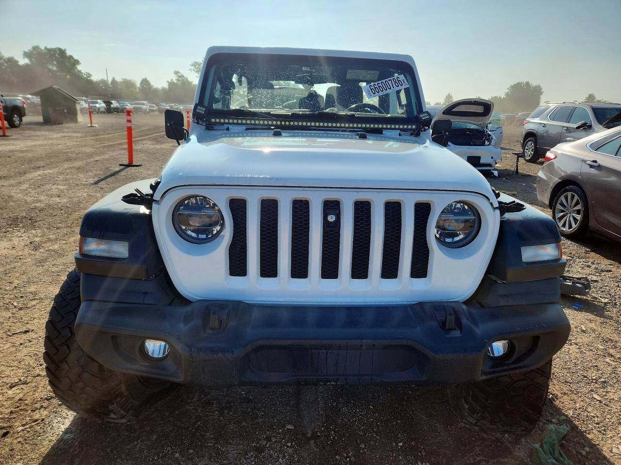 2020 Jeep Wrangler Unlimited Sport - Фото 5