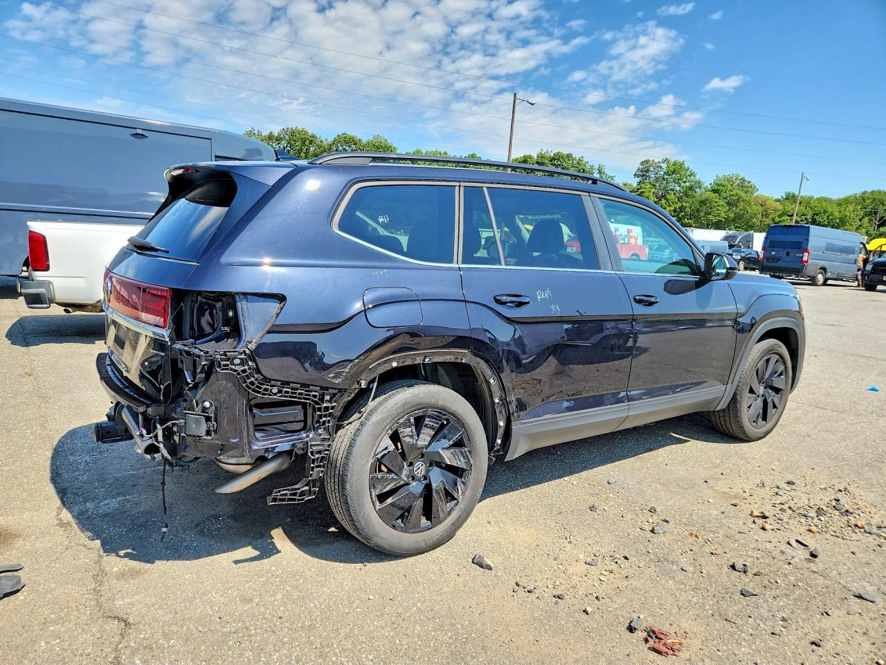 2024 Volkswagen Atlas Se - Фото 3