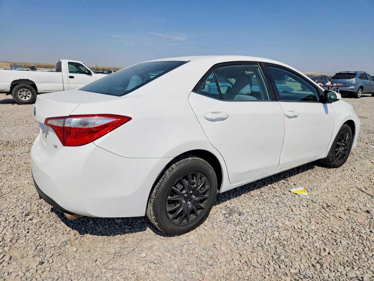 2014 Toyota Corolla Le - Image 3