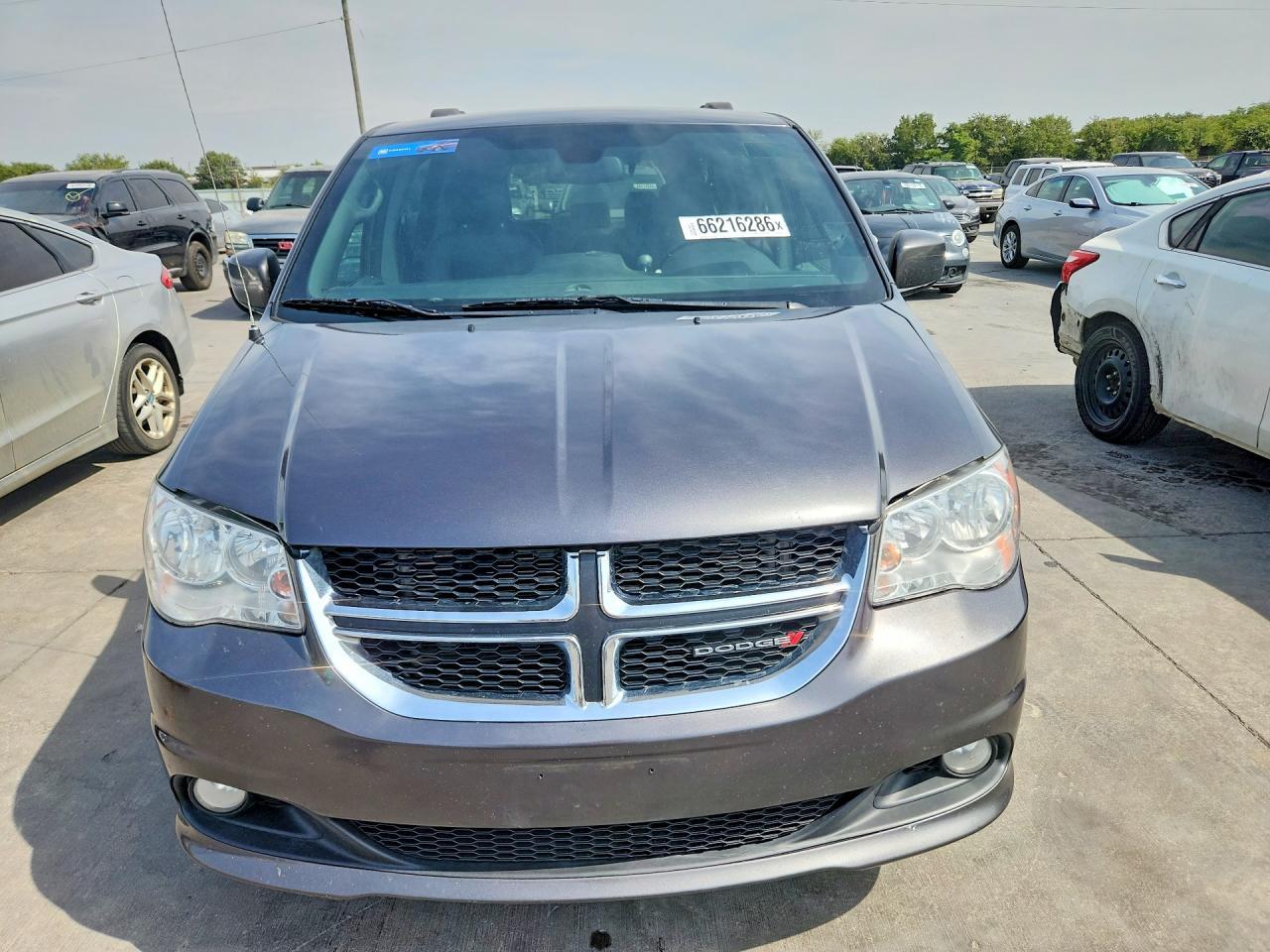2019 Dodge Grand Caravan Sxt - Image 5