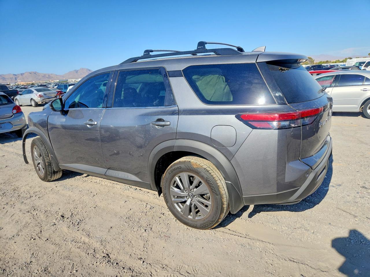2025 Nissan Pathfinder Sv - Image 2