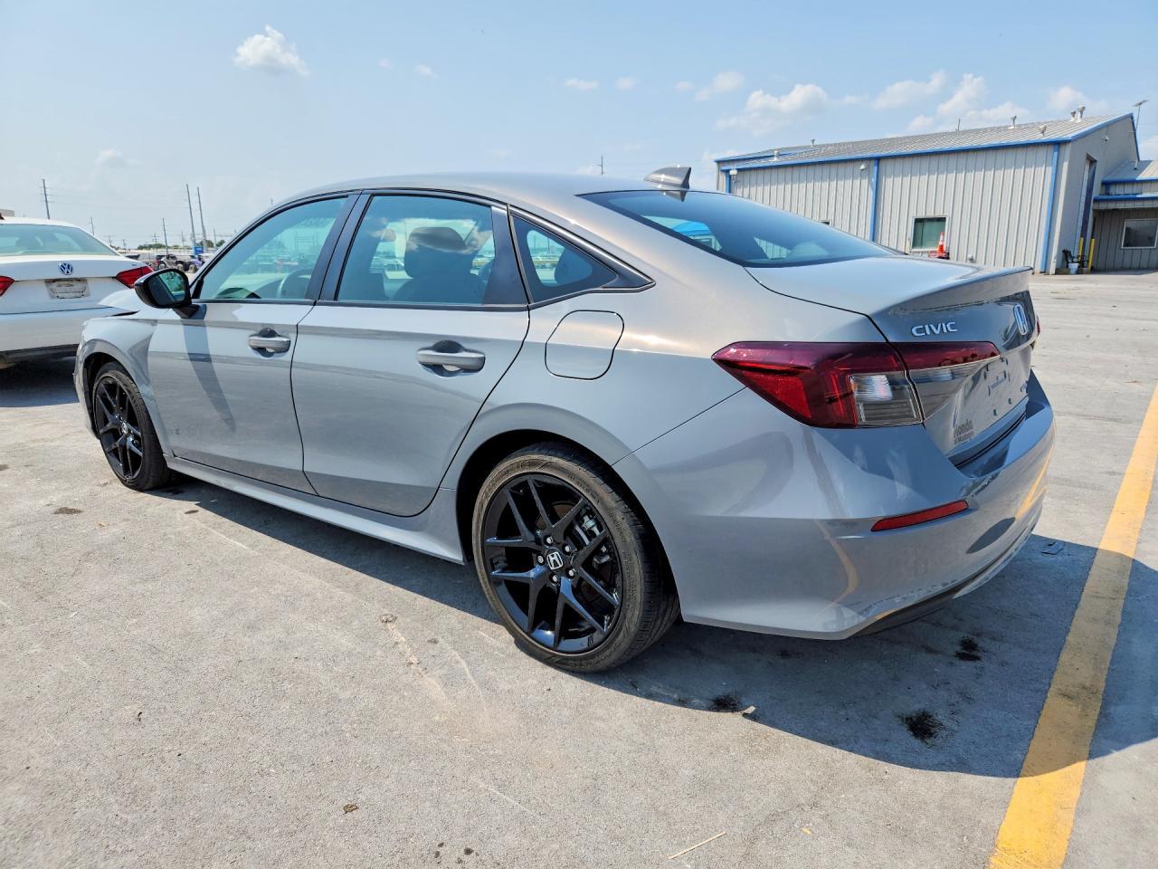 2025 Hond Civic Hybr - Image 2