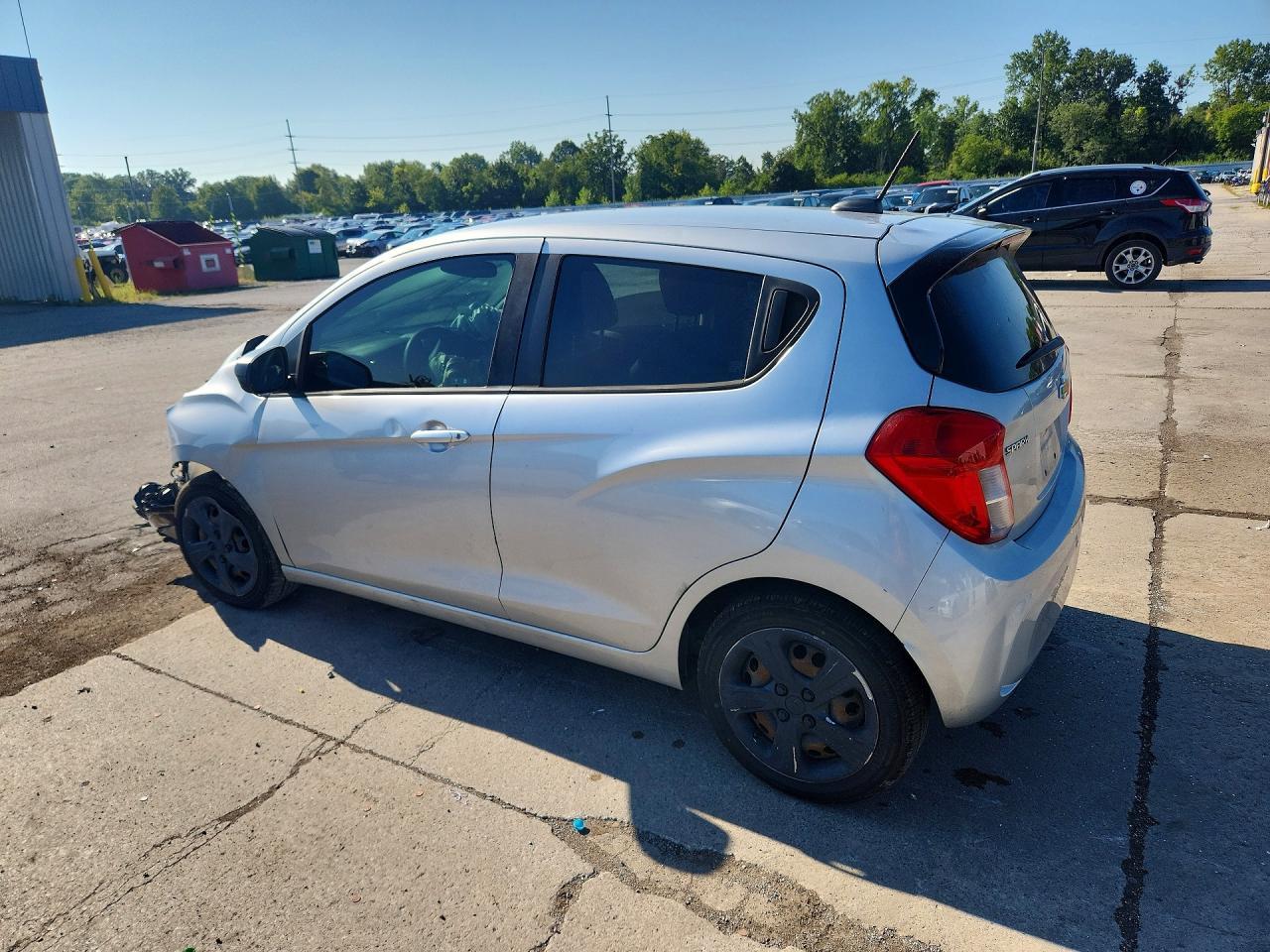 2021 Chevrolet Spark Ls - Фото 2