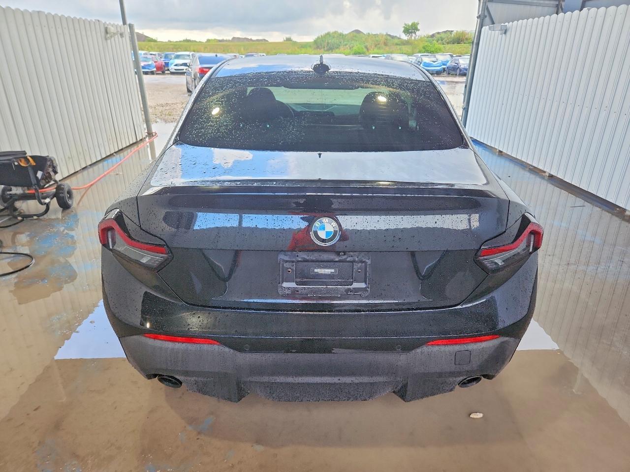 2022 BMW 230I - Фото 6