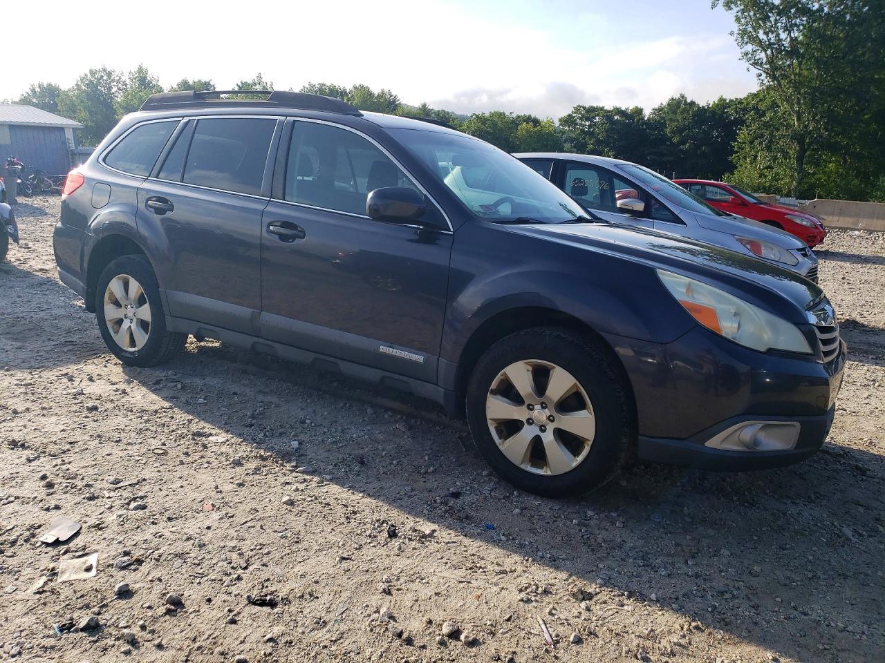 2010 Subaru Outback 2.5I Premium - Image 4