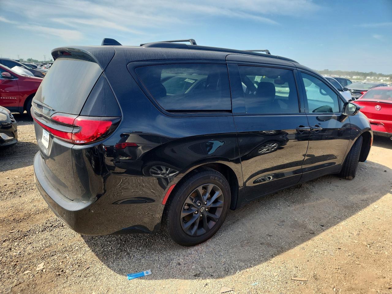 2025 Chrysler Pacifica Select - Фото 3