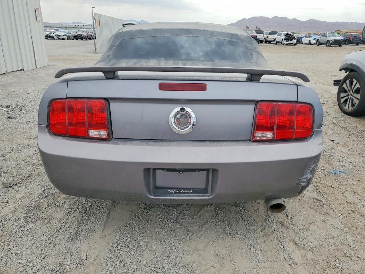 2006 Ford Mustang - Фото 6