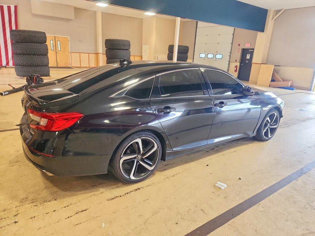 2018 Honda Accord Sport - Image 3