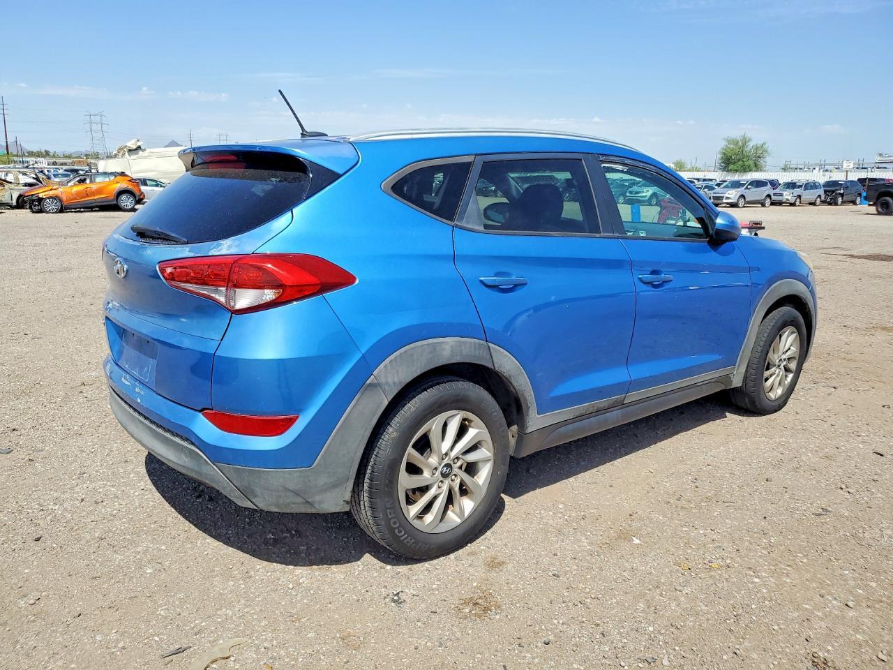 2016 Hyundai Tucson Se - Image 3