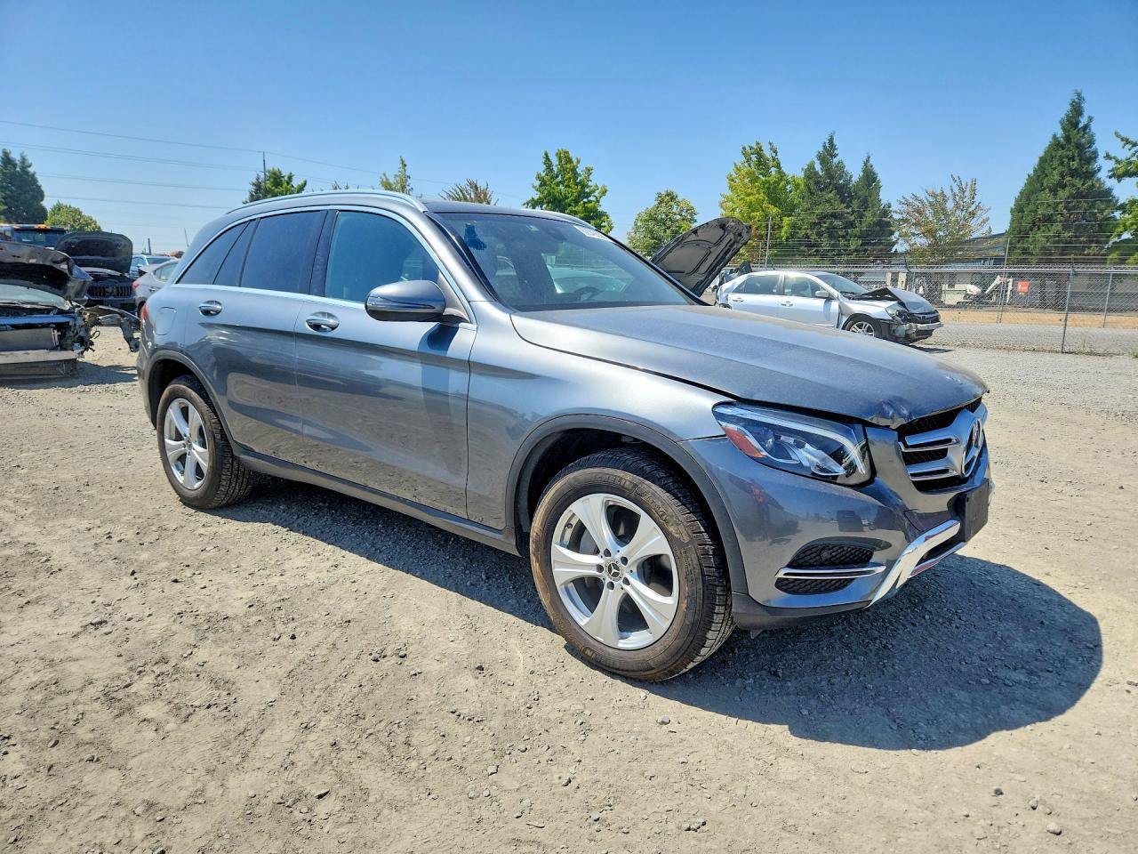 2017 Mercedes-Benz Glc 300 4Matic - Фото 4