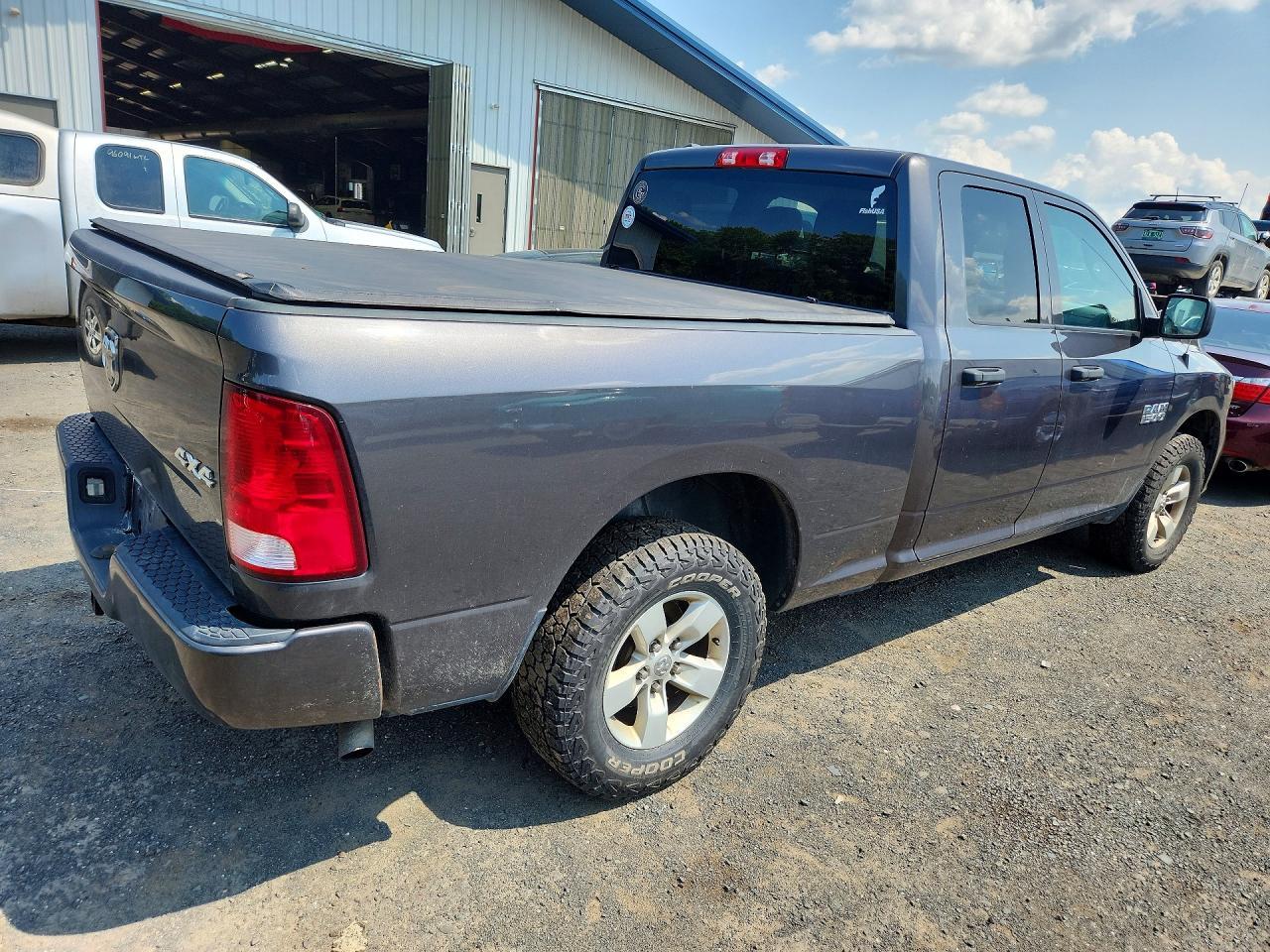 2018 Ram 1500 St - Фото 3