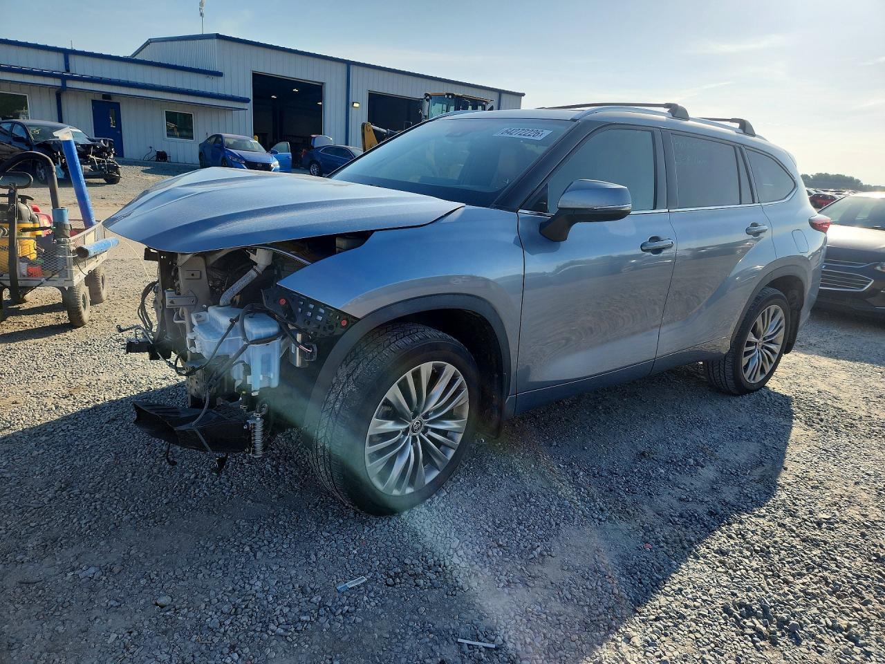 2021 Toyota Highlander Platinum
