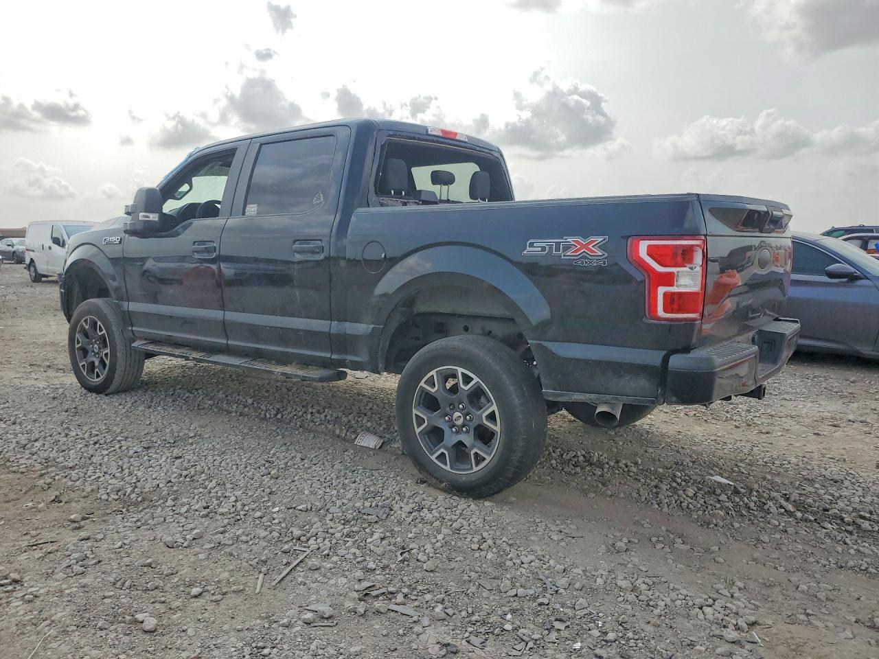 2018 Ford F150 Supercrew - Фото 2