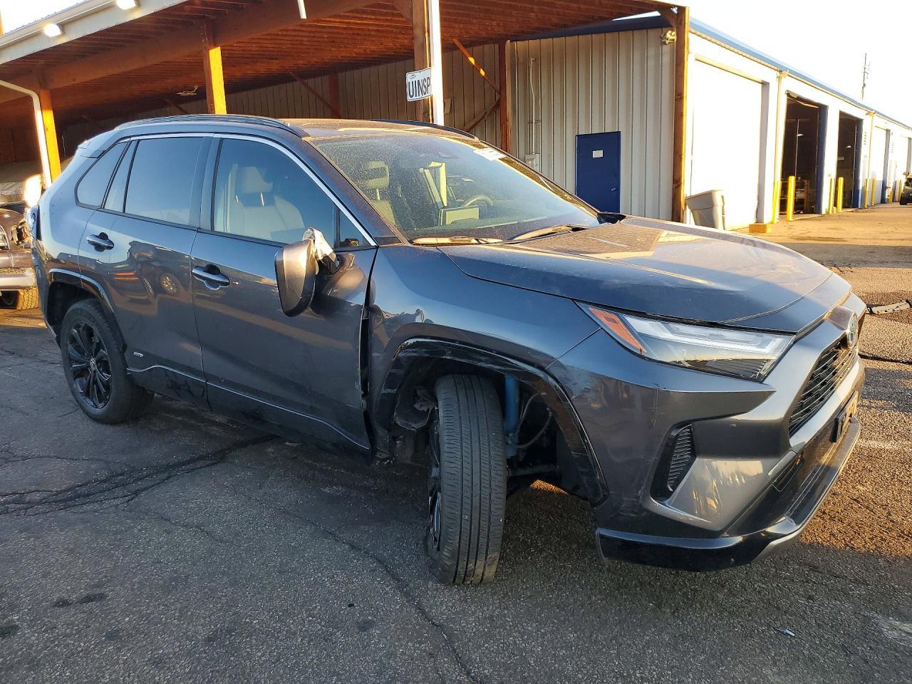 2023 Toyota Rav4 Se - Фото 4