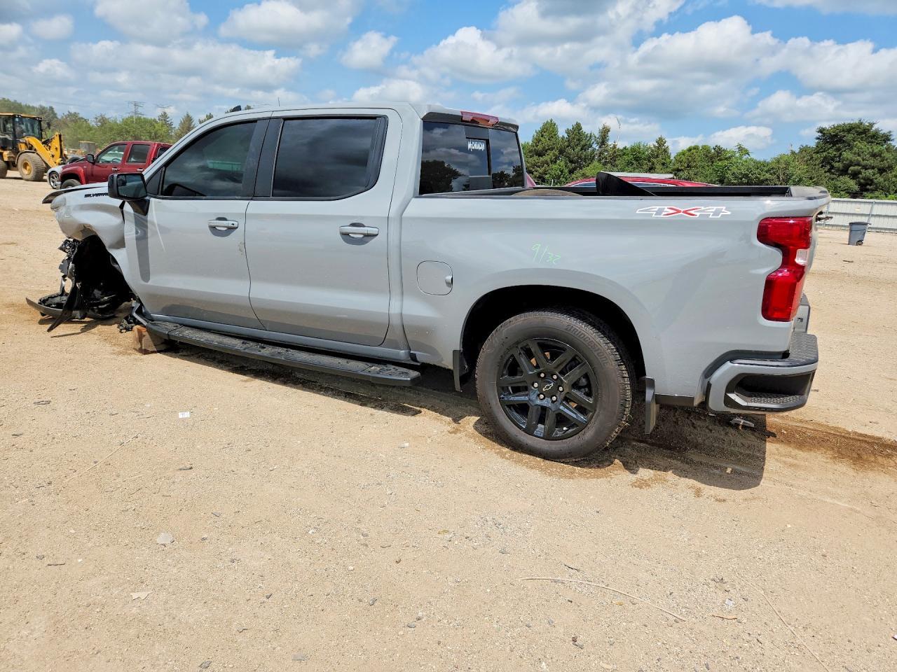 2024 Chevrolet Silverado K1500 Rst - Фото 2