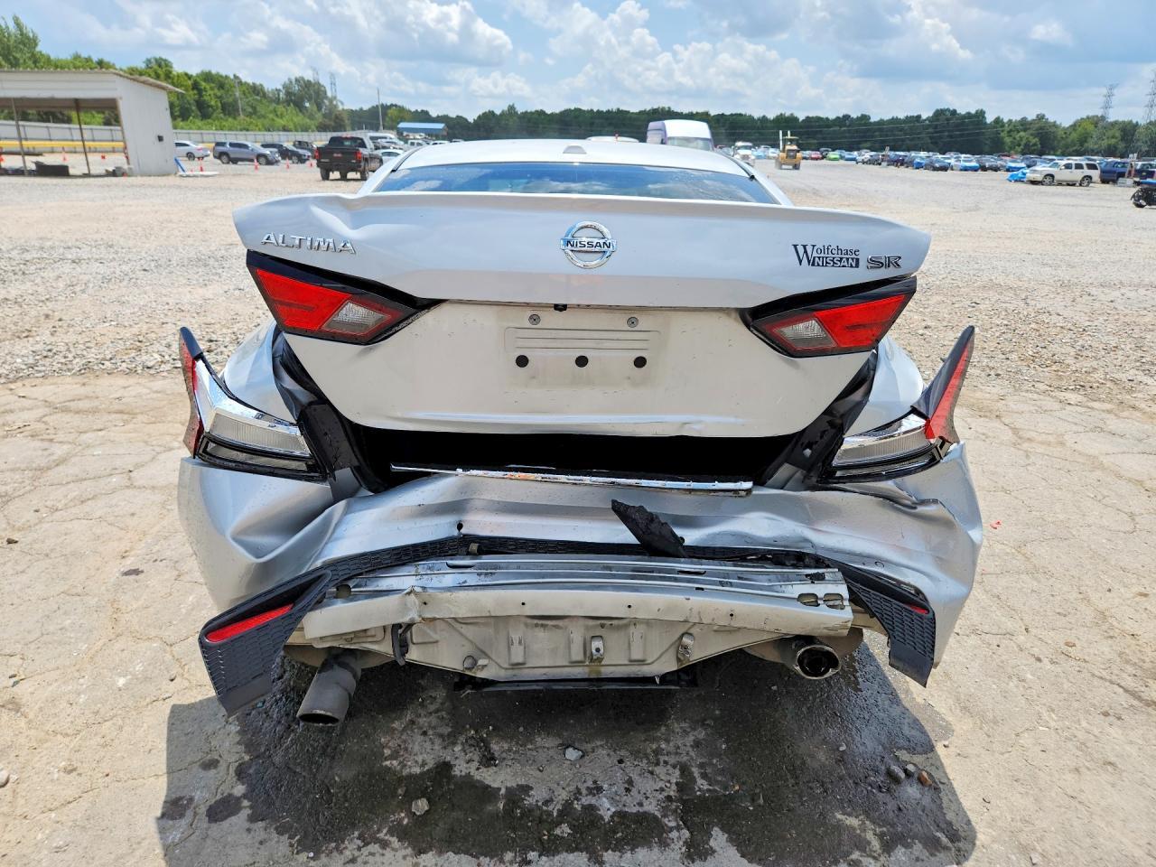 2021 Nissan Altima Sr - Фото 6