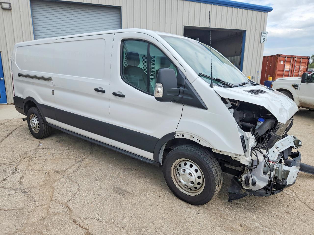 2023 Ford Transit T-150 - Фото 4