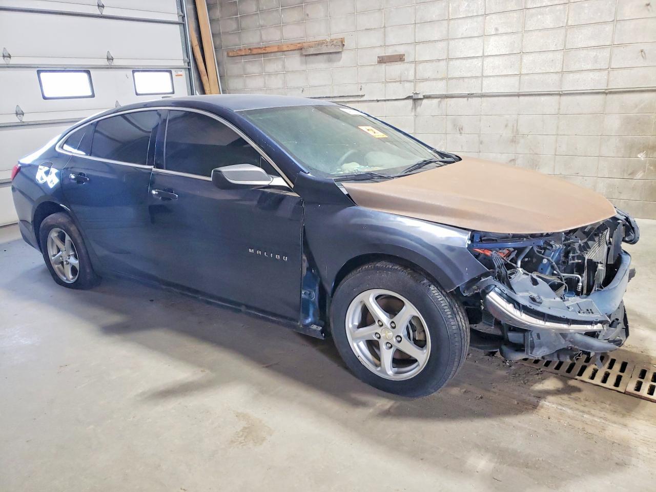 2017 Chevrolet Malibu Ls - Фото 4