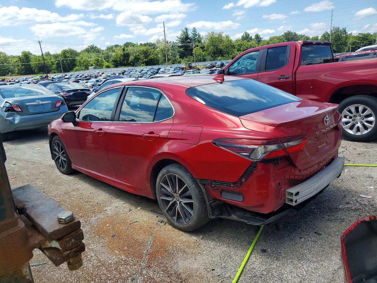 2021 Toyota Camry Se - Image 2
