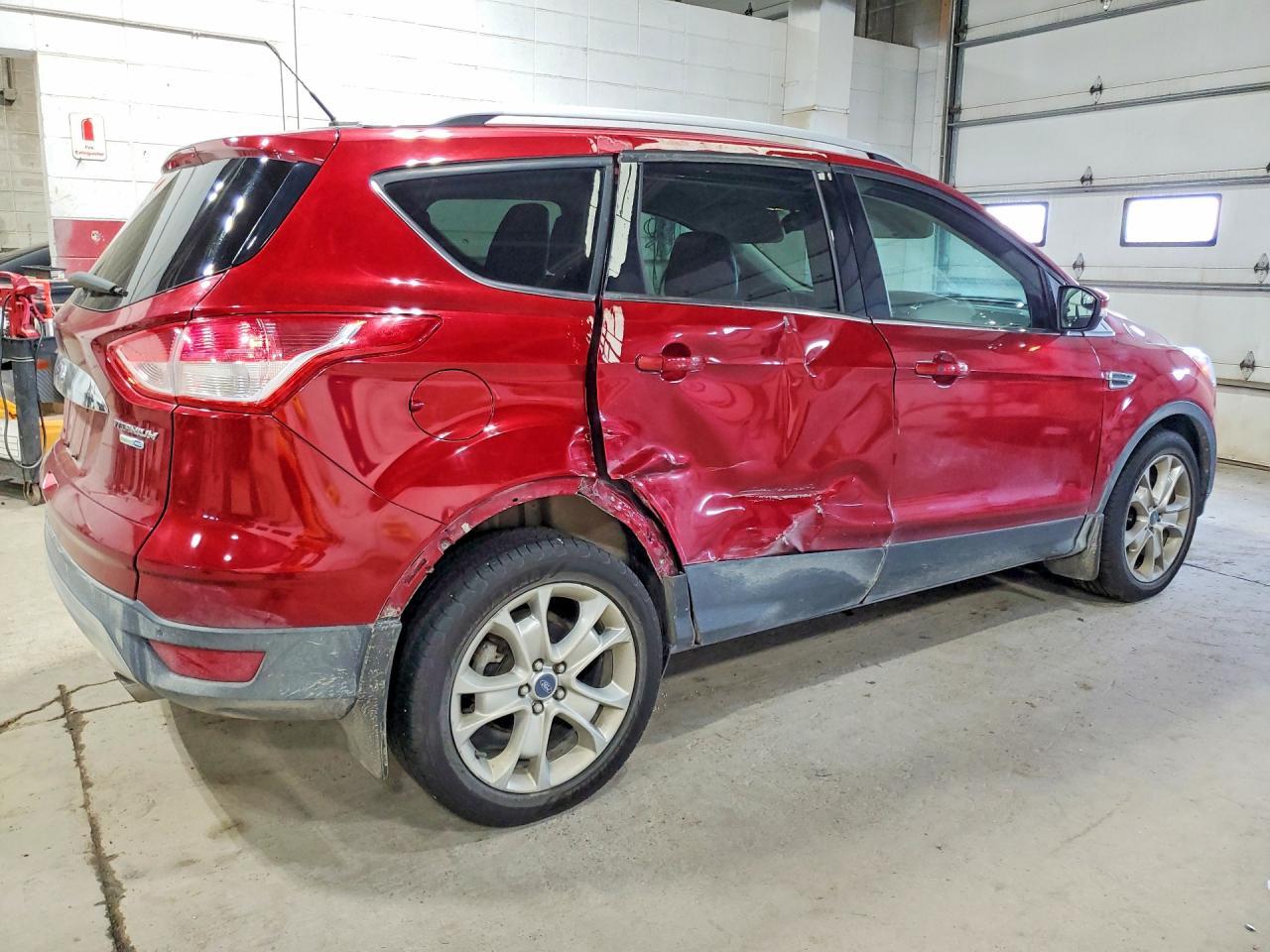 2015 Ford Escape Titanium - Фото 3