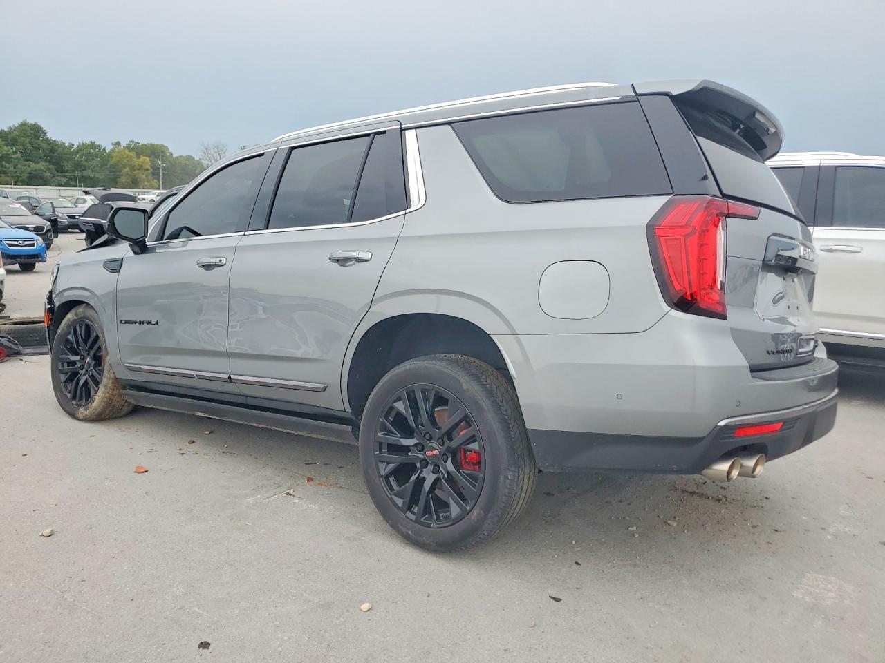 2023 GMC Yukon Denali Ultimate - Image 2