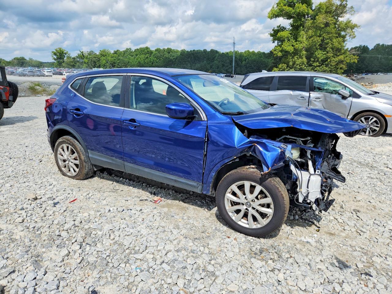 2021 Nissan Rogue Sport S - Фото 4