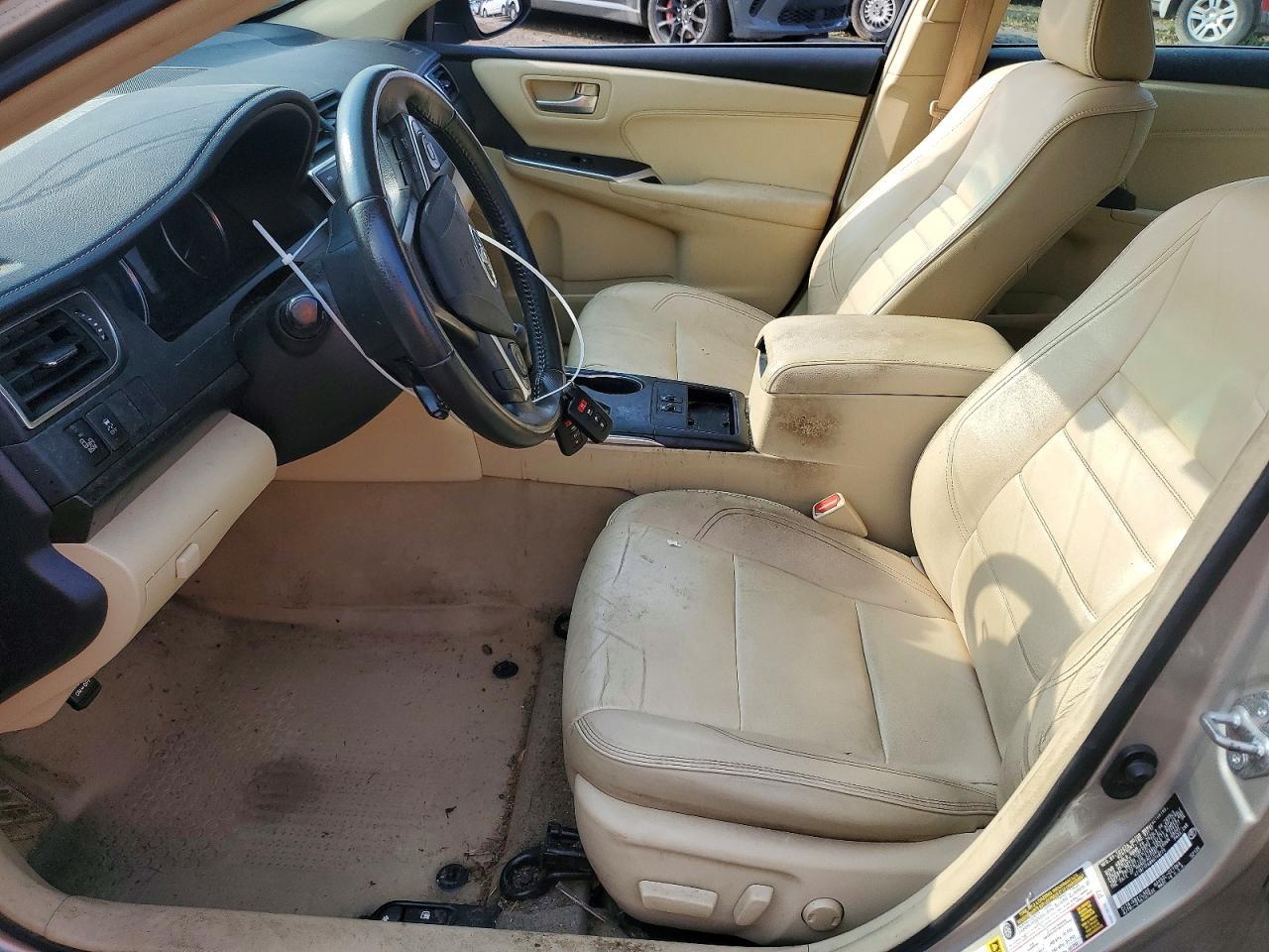 2017 Toyota Camry Xle - Image 7