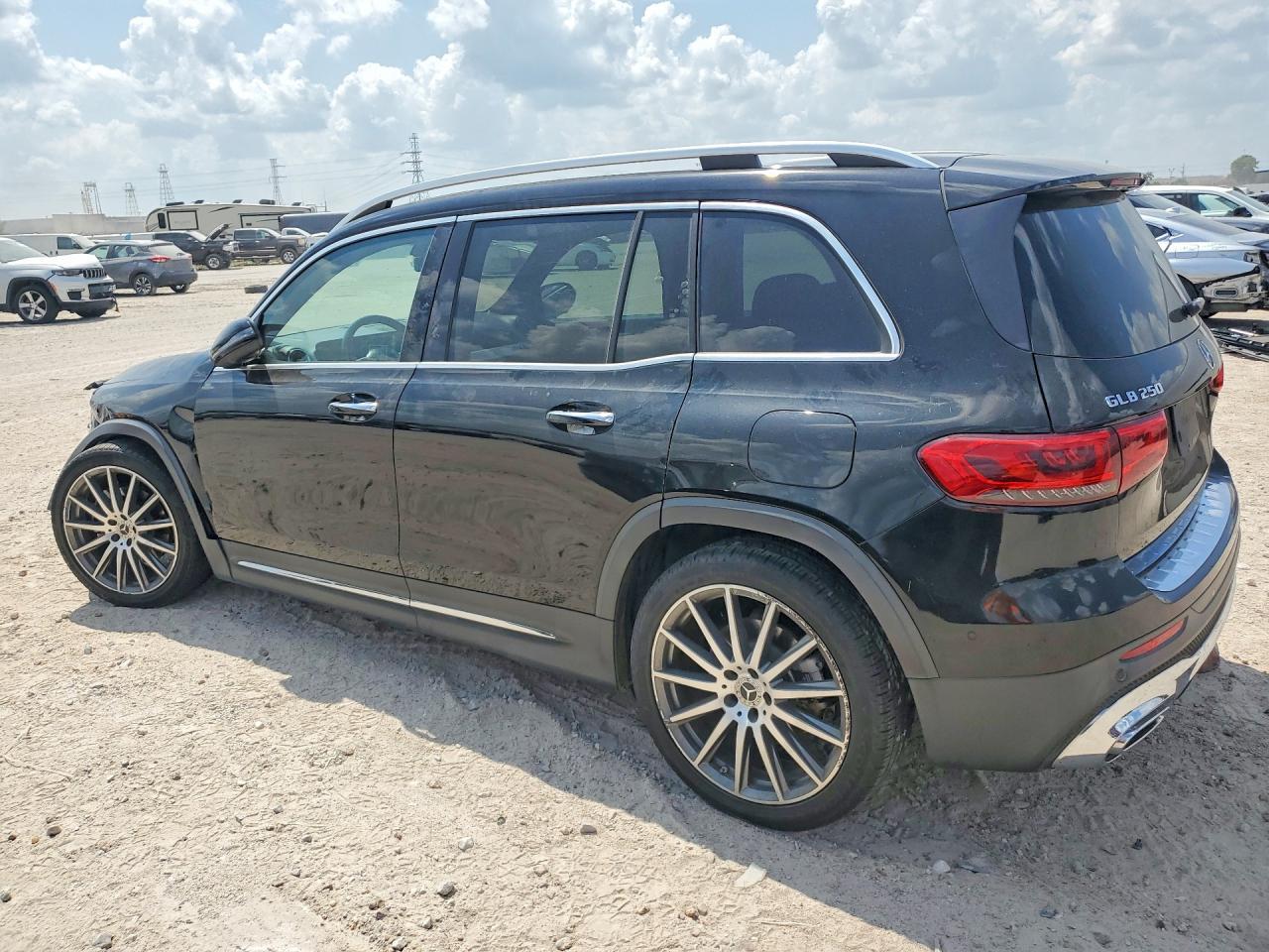 2020 Mercedes-Benz Glb 250 - Фото 2