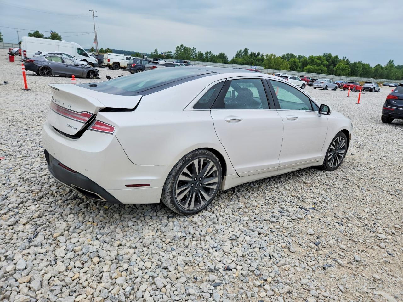 2017 Lincoln Mkz Reserve - Image 3