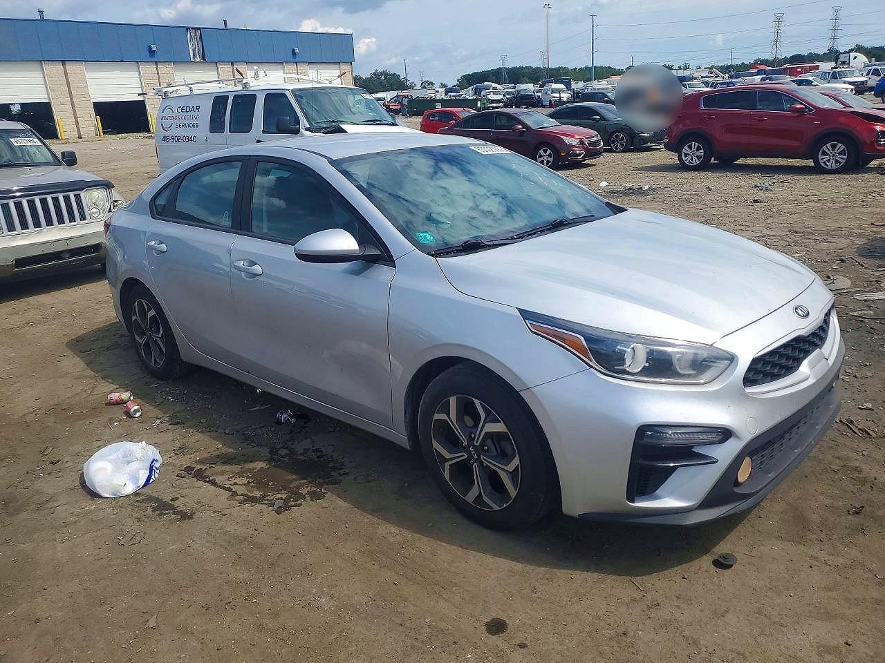 2020 Kia Forte Lxs - Image 4