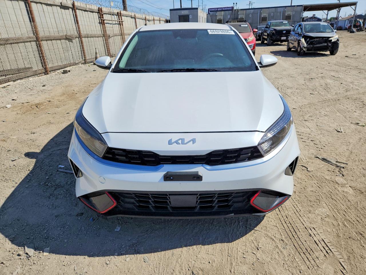 2024 Kia Forte Lxs - Image 5