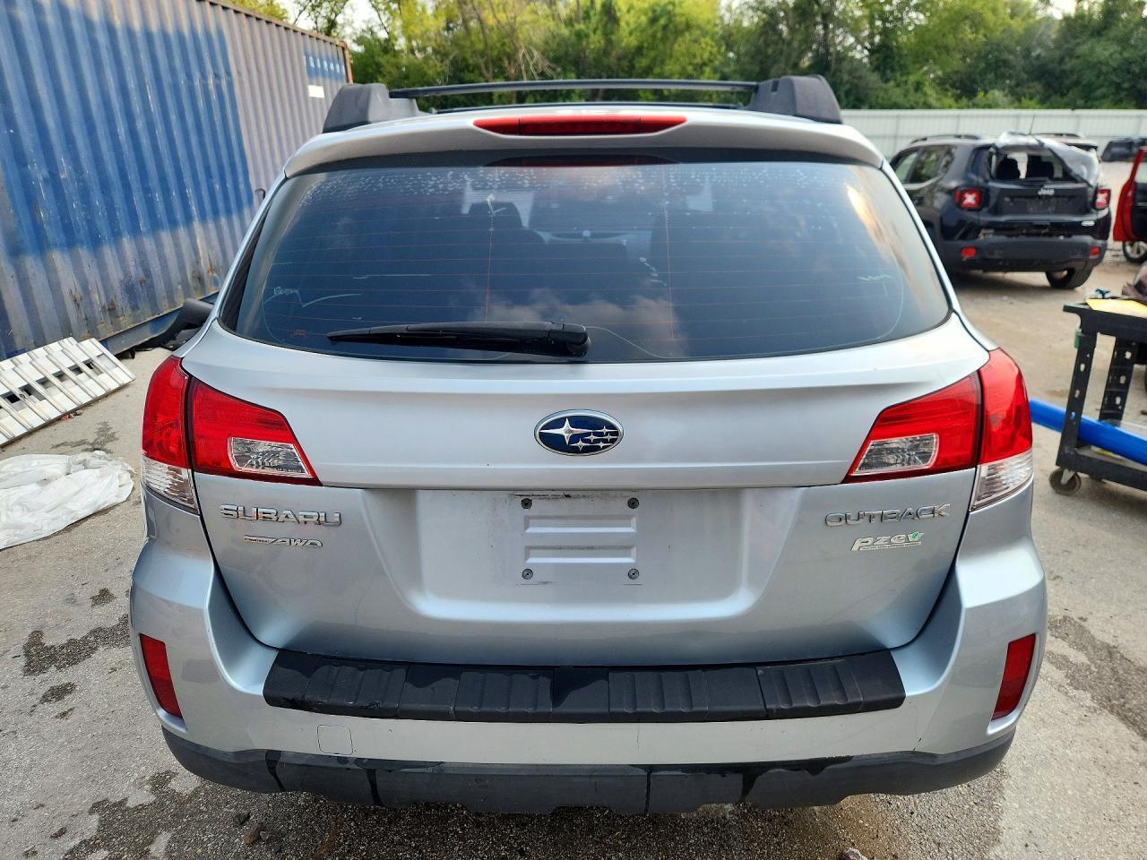 2014 Subaru Outback 2.5I - Фото 6