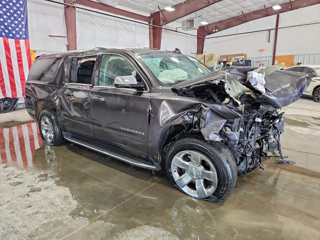2016 Chevrolet Suburban K1500 Ltz - Image 4