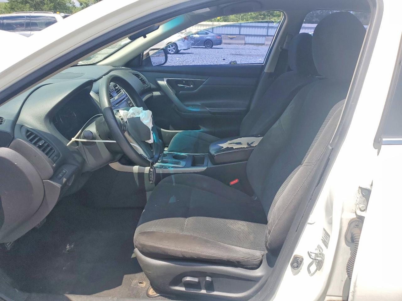 2015 Nissan Altima 2.5 S - Фото 7