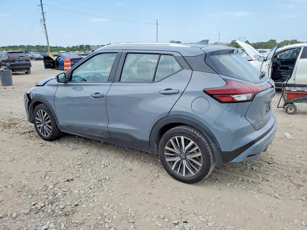 2021 Nissan Kicks Sv - Фото 2