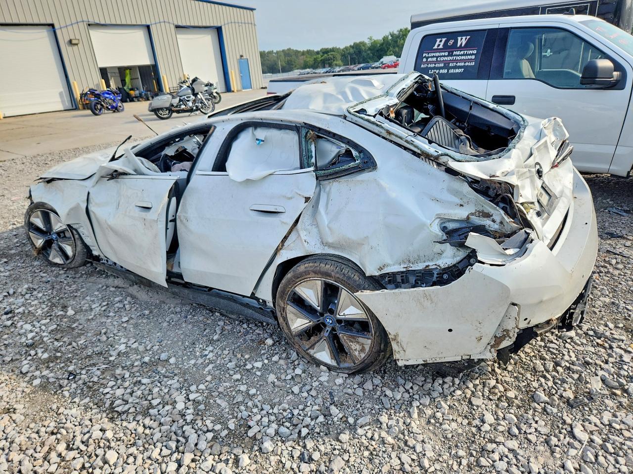 2024 BMW I4 Edrive 40 - Фото 2