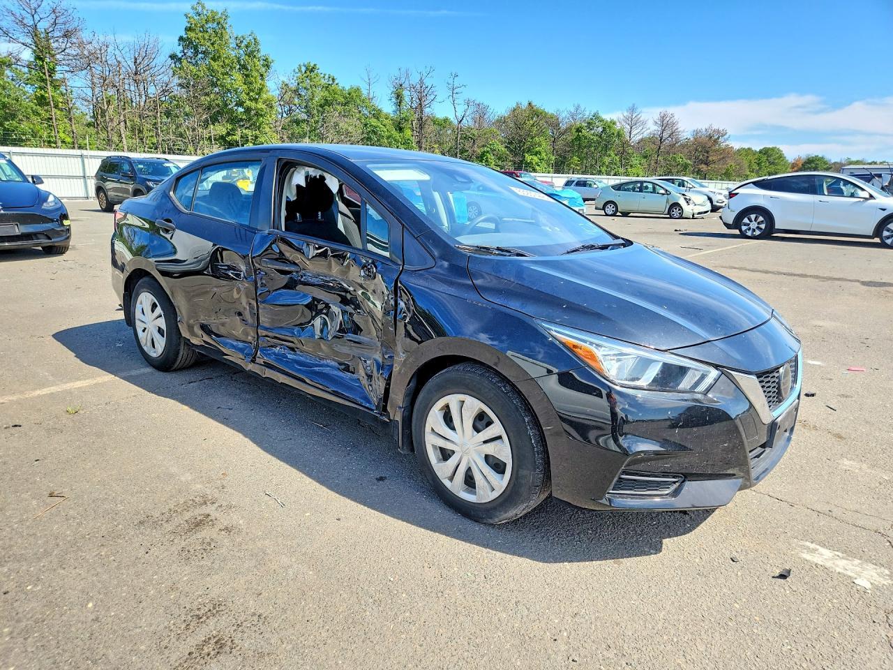 2021 Nissan Versa S - Фото 4