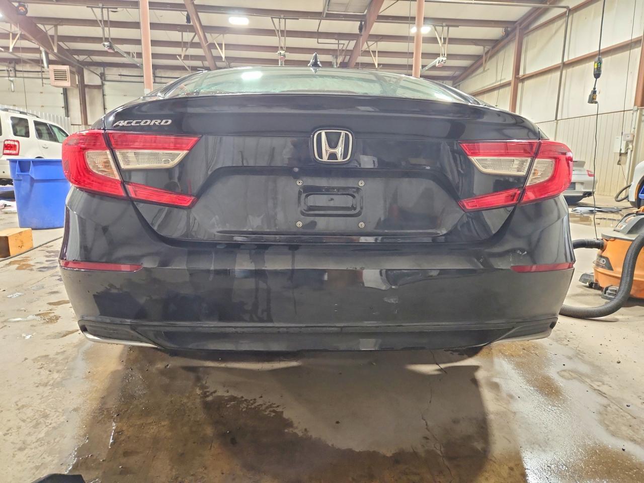 2018 Honda Accord Lx - Фото 6