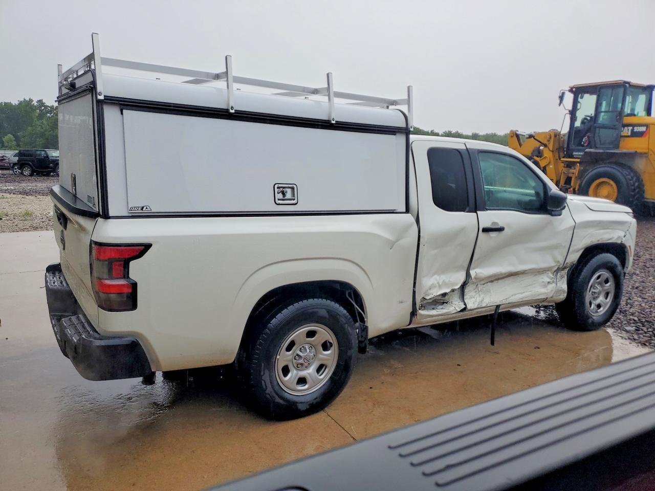 2026 Nissan Frontier S - Image 3