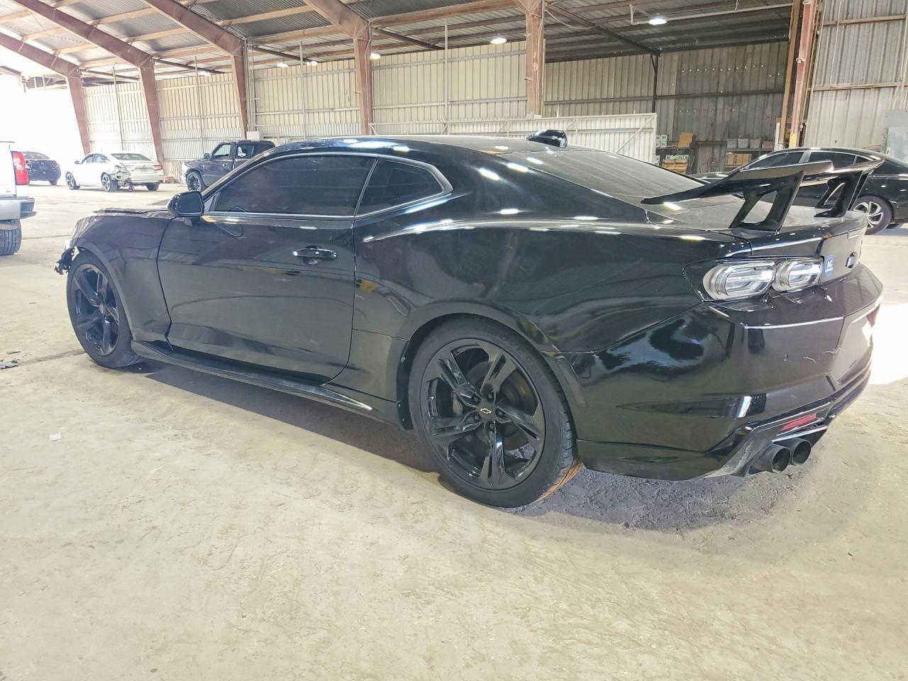 2021 Chevrolet Camaro Ss - Фото 2